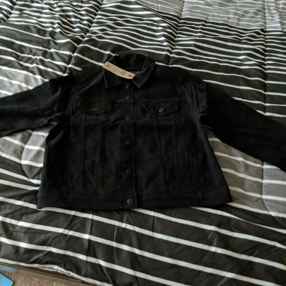 Black Women's Levi's Jean Jacket